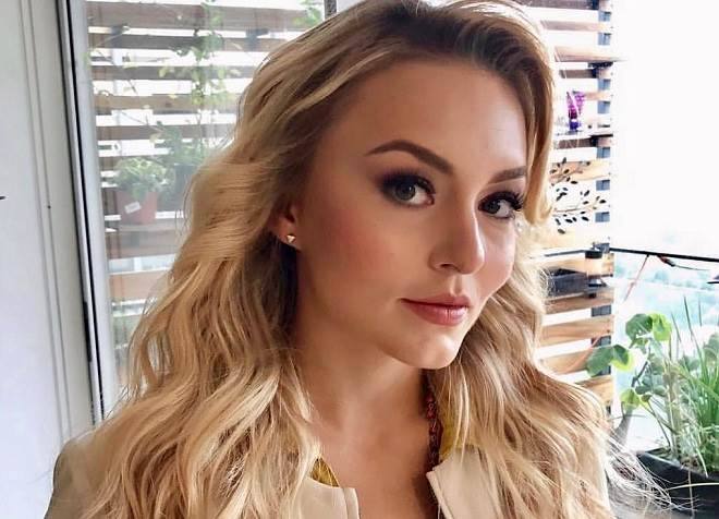 Angelique boyer