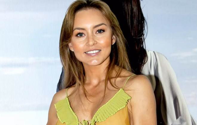 Angelique Boyer relembra sua mãe ‘Saudades’