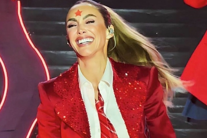 Anahí anuncia aposentadoria após turnê do RBD ‘Último baile’